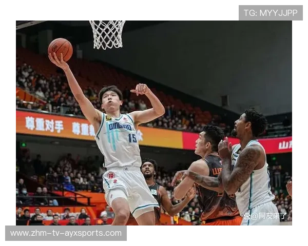 山东高速男篮三分球精准，外线火力令人印象深刻