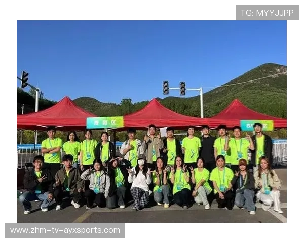 国际自行车山地赛启动社区赛道维护志愿队 国际自行车山地赛启动社区赛道维护志愿队